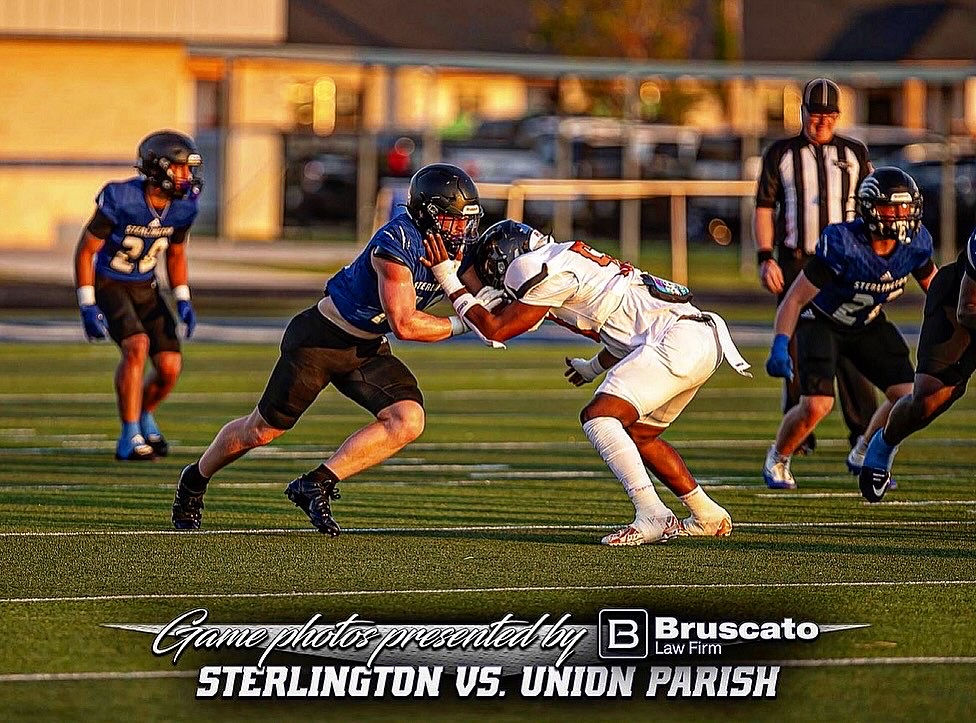 Ashton Bradford football photo: Union Parish game